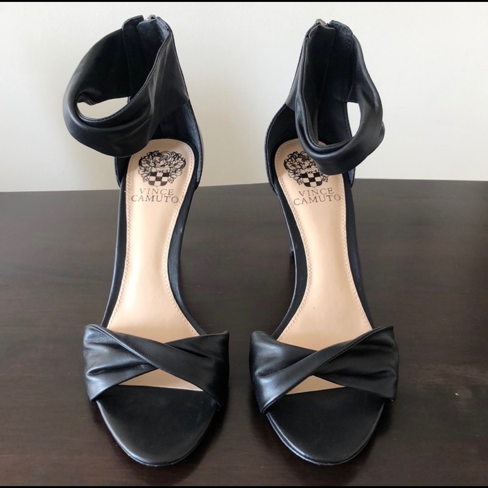 Vince camuto size 8 Camden black leather heels